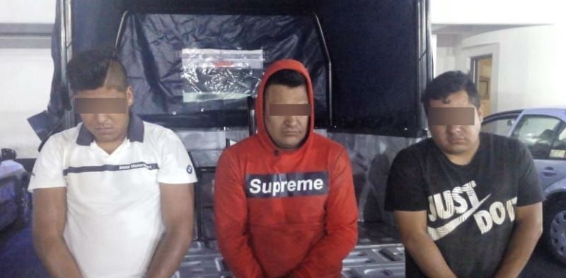 Tres personas fueron detenidas al portar un arma de fuego luego de mostrar una actitud sospechosa ante Policías Estatales (Especial)