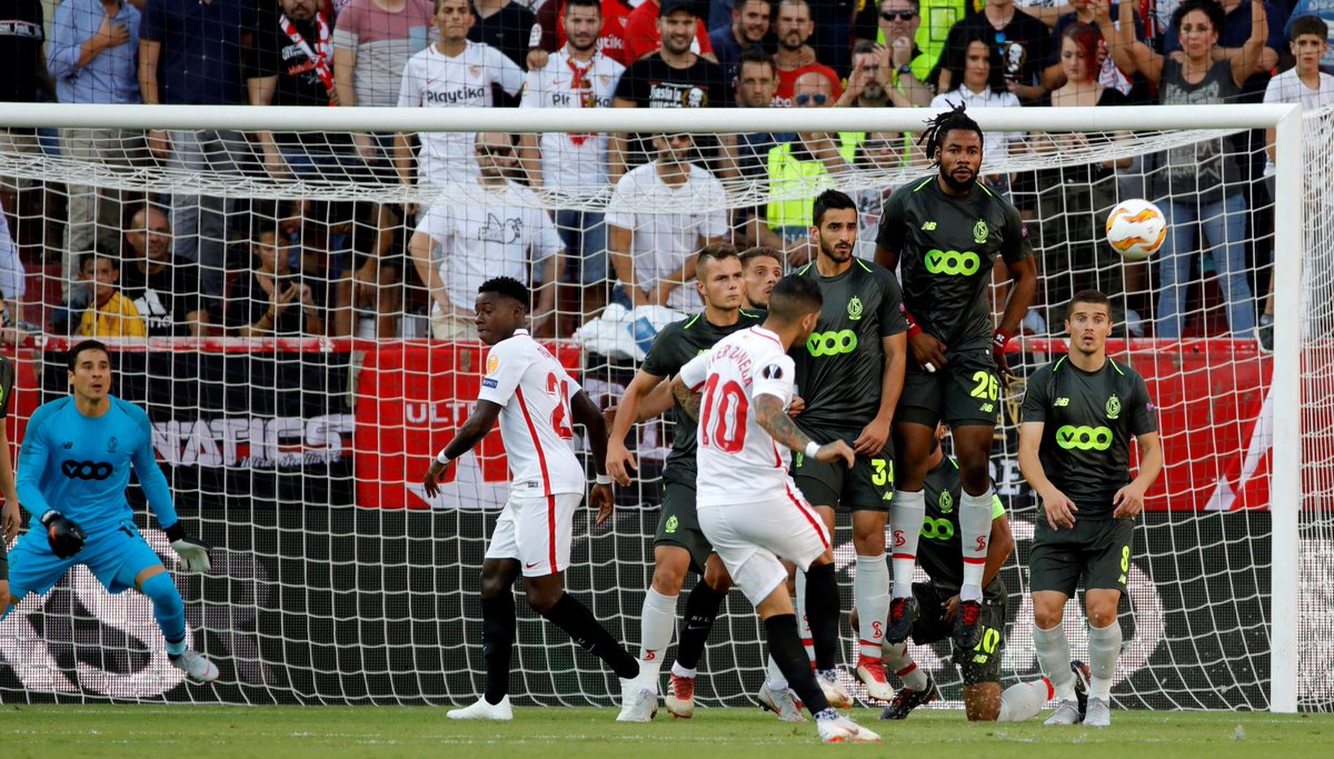 Sevilla golea a Standard de Lieja con Ochoa en la portería (@SevillaFC)