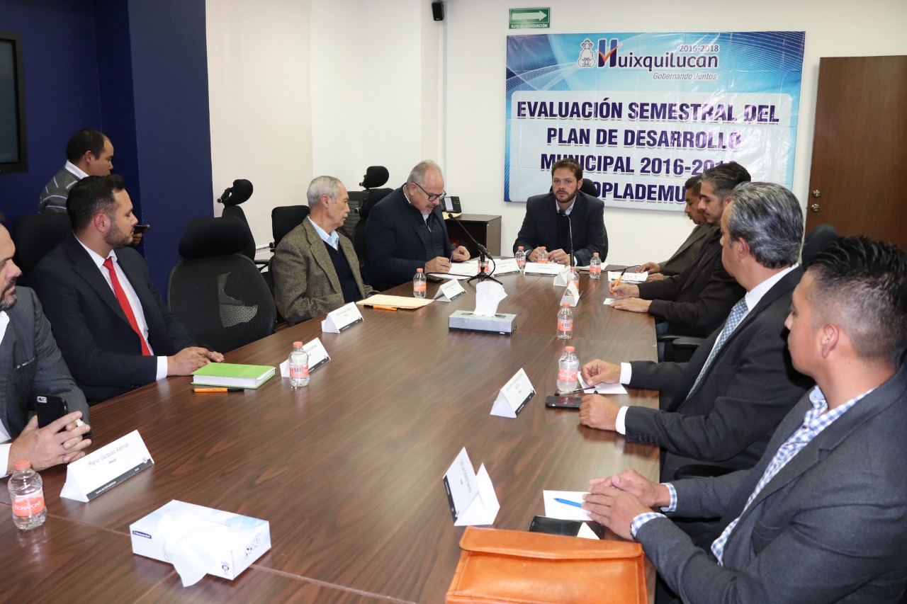 Durante la evaluación semestral del Plan de Desarrollo Municipal 2016-2018. (Especial)