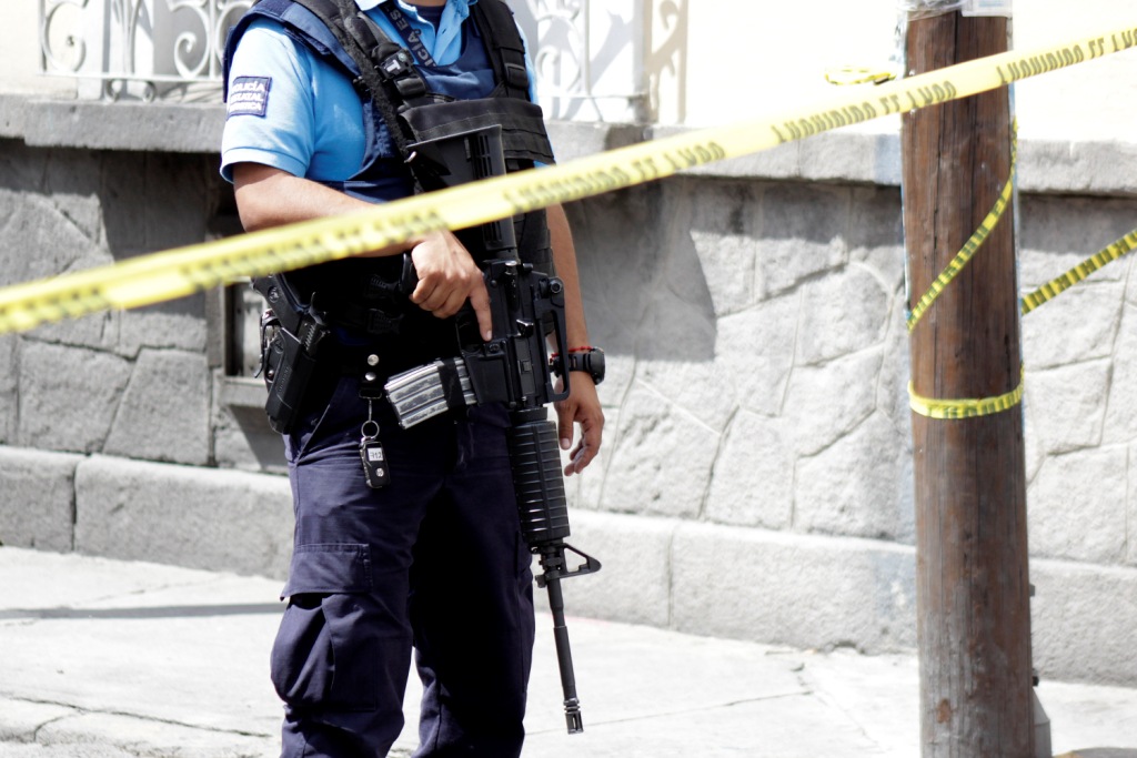 El 20 por ciento de los 17 mil policías que hay en todo el estado, son dados de baja (Agencia Enfoque)