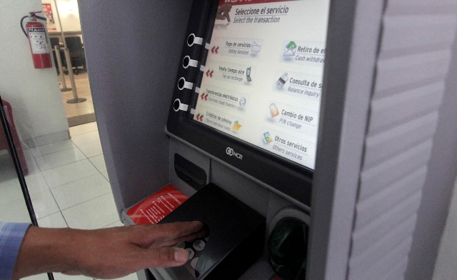 Puebla reportó mil 569 cajeros automáticos distribuidos entre el total de sus municipios. (Agencia Enfoque)