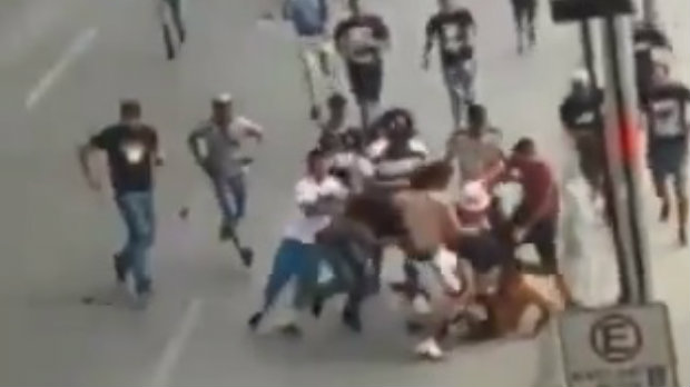 Aficionado de Tigres agredido previo a Clásico Regio se encuentra en cuidados intensivos (Especial)