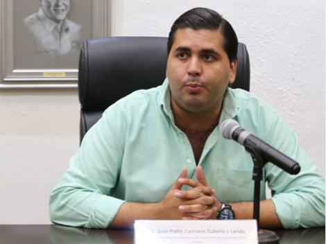 Juan Pablo Castuera Zubieta, director del Instituto de la Juventud en San Pedro. (Foto: Roberto Alanís)
