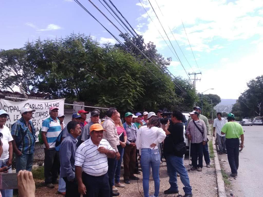 Los manifestantes advirtieron que no cesarán las protestas hasta que se atiendan sus demandas. (Abraham Jiménez)
