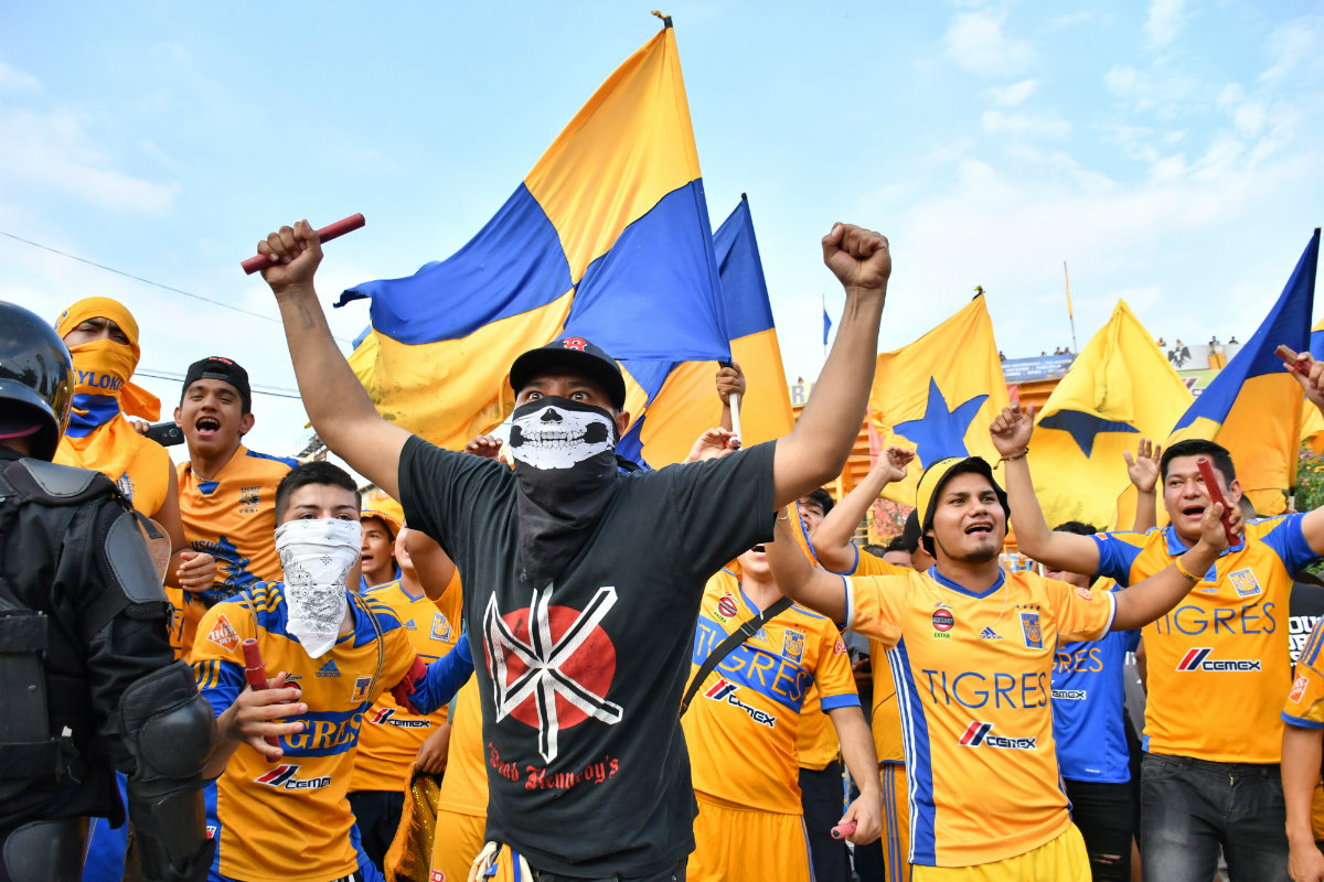 Los integrantes de la barras que no se identifiquen no podrán entrar a los estadios (Imago7)