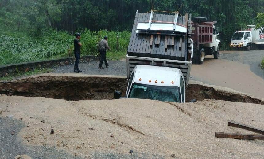 Las autoridades no reportaron heridos por el accidente. (CEPCO)