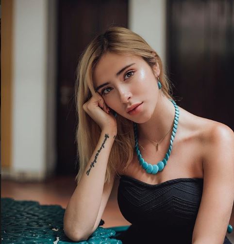 "No soy escort", afirmó Fer Moreno sobre las fotografías del chat del senador Ismael García Cabeza de Vaca. (@fershymp)