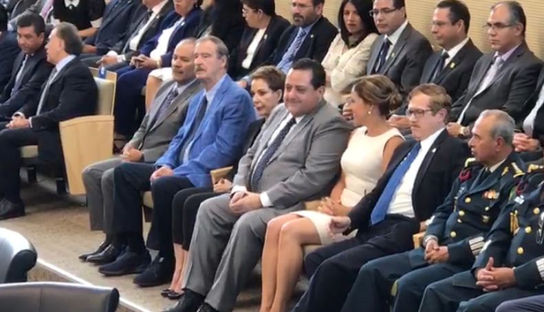 El ex presidente de México Vicente Fox y su esposa Martha Sahagún encabezaron a los invitados especiales