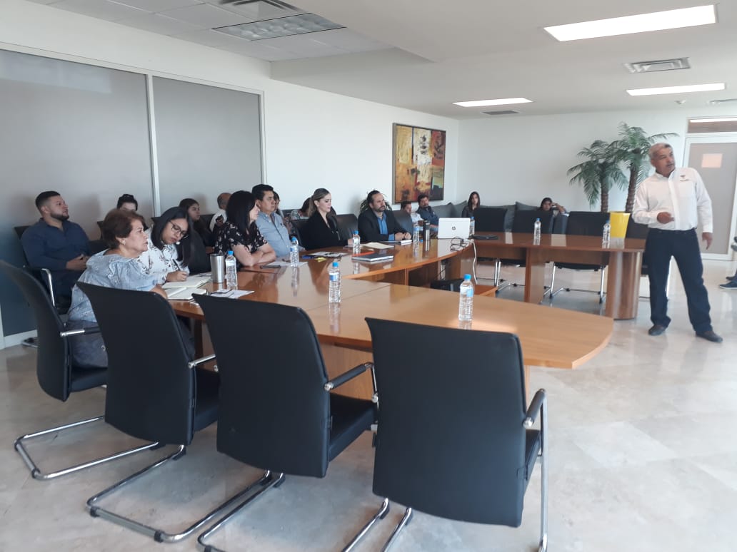 El titular de la Unidad de Transparencia Municipal dio el informe de resultados correspondiente al primer semestre del año. (Brenda Alcalá)