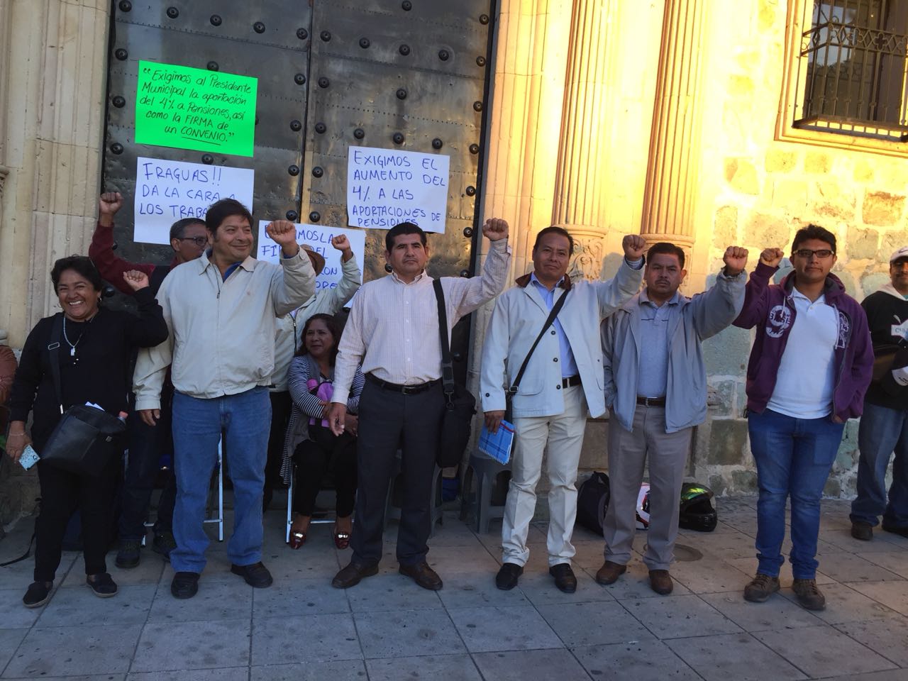 Los trabajadores  exigen mejoras salariales y de prestaciones. (Óscar Rodríguez)