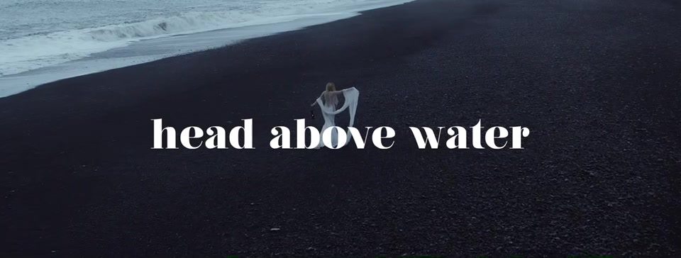 Avril Lavigne estrenó el video de "Head Above Water". (Especial)
