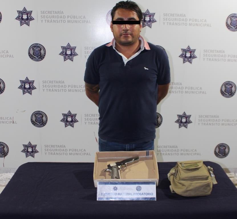 Jorge Luis “N.”, de 33 años de edad, detenido por portación de instrumento prohibido. (Especial)