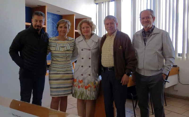 Tellería Beltran deseó todo el éxito a la nueva titular. (Cortesía)