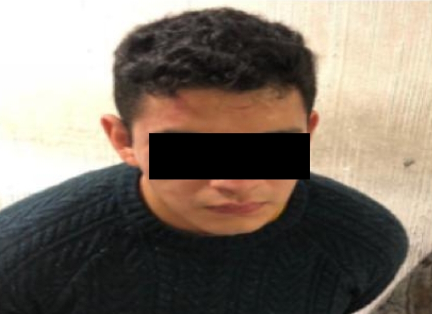 El conductor intentó huir, uego de que los oficiales le detectaron aliento alcohólico. (Especial)