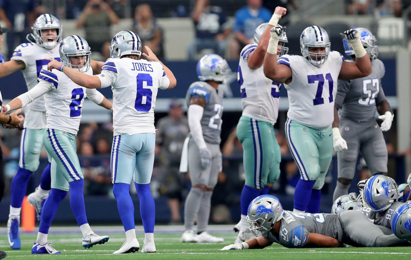 Brett Maher dio el triunfo a los Cowboys por 24-26 ante los Lions (AFP)