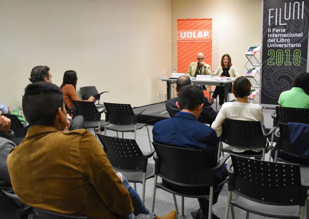 Dicha feria reunió a editores, académicos, bibliotecarios, investigadores, profesores y público en general y ofreció más de 200 actividades. (Especial