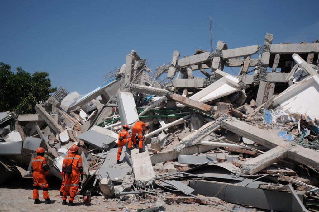 Un terremoto de magnitud 7.5 golpeó el pasado viernes la isla de Célebes. Reuters