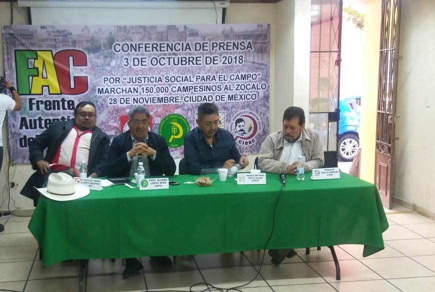 Los campesinos advirtieron que marcharán al Zócalo el 28 de noviembre. (Francisco Mejía)