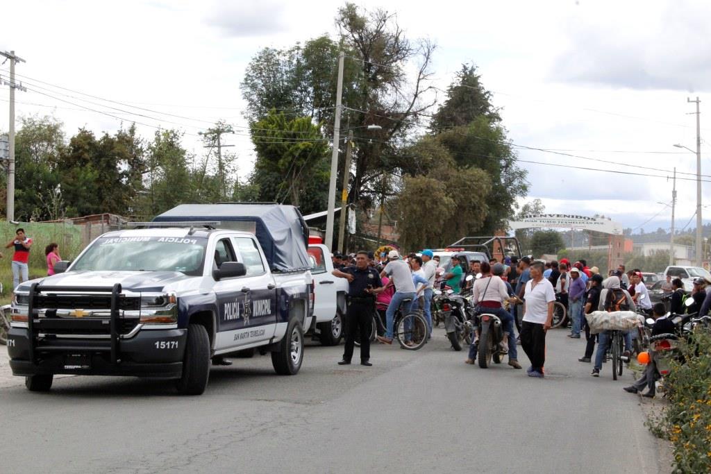 Elementos de la Policía Estatal rescataron a un hombre que iba a ser linchado en San Martín Texmelucan (Agencia Enfoque)