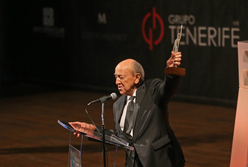 Enrique Nafarrate Mexía mencionó que el galardón significa un compromiso. (Fernando Carranza)