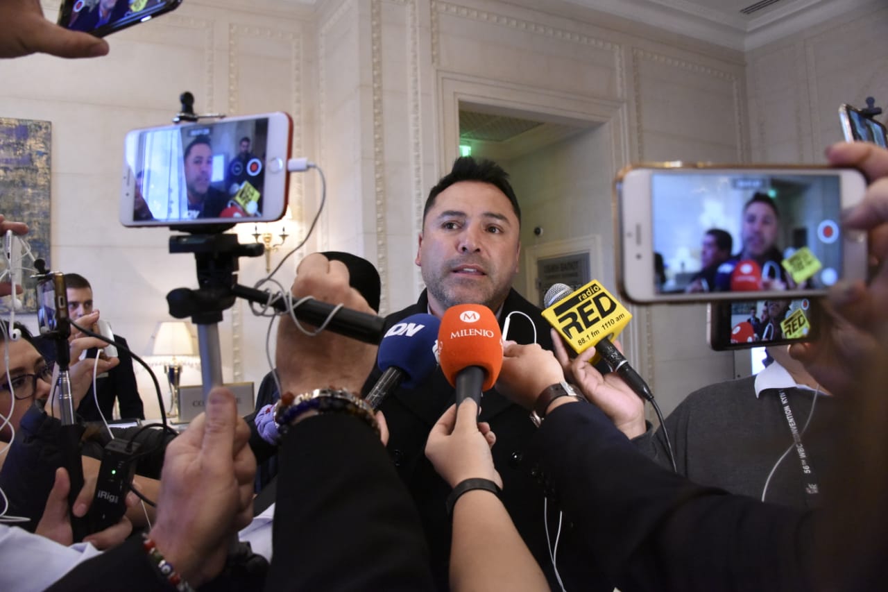 Óscar de la Hoya llegó al Convención Anual del CMB (Alma Montiel)