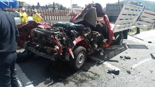 El accidente ocurrió  a la altura del kilómetro 25 +900, en el municipio de Chalco. | Lauro Galicia
