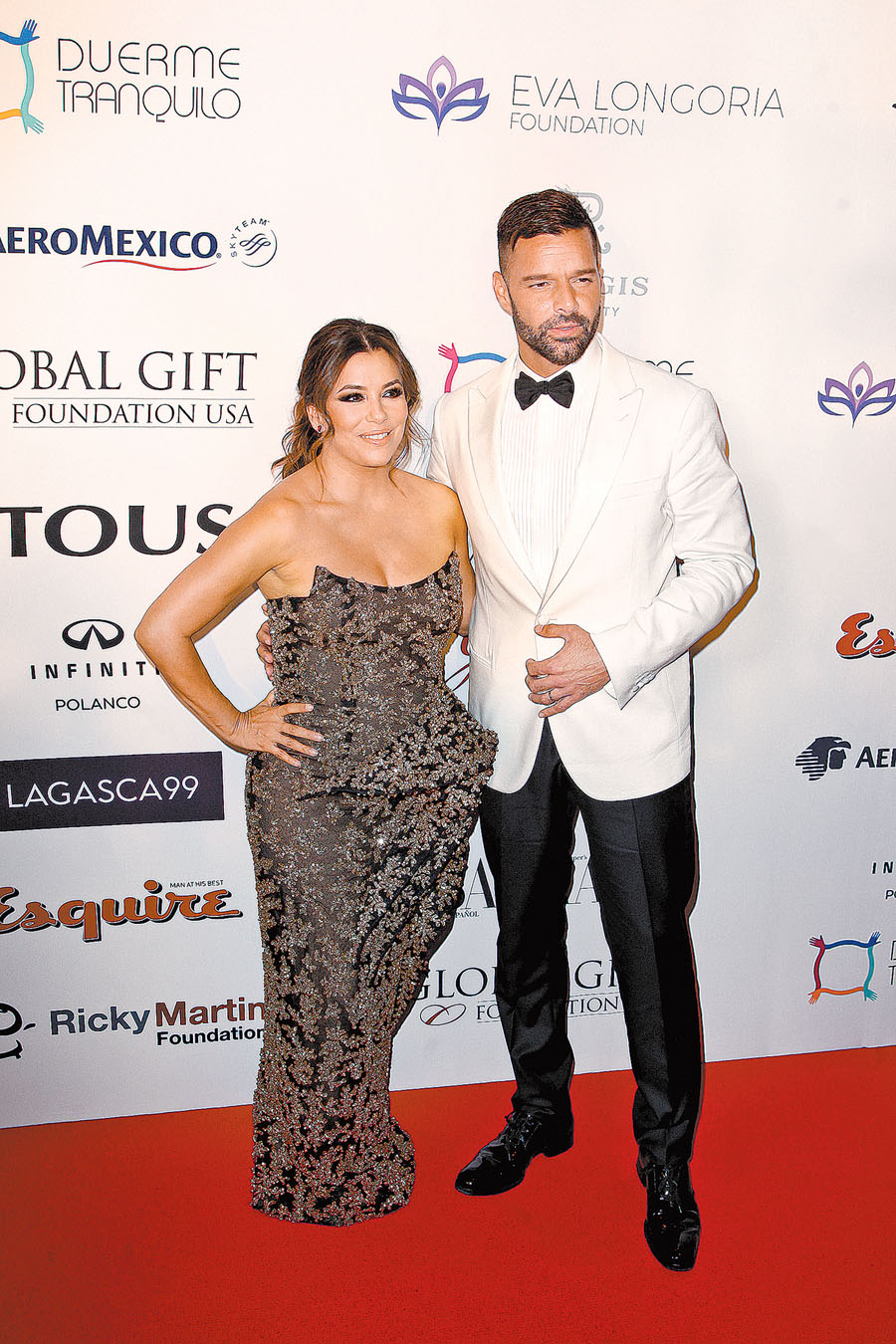 La actriz y el cantante encabezaron la alfombra roja. (Édgar Negrete)