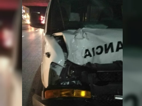 Aparentemente la ambulancia circulaba a alta velocidad. (Elizabeth Cruz)