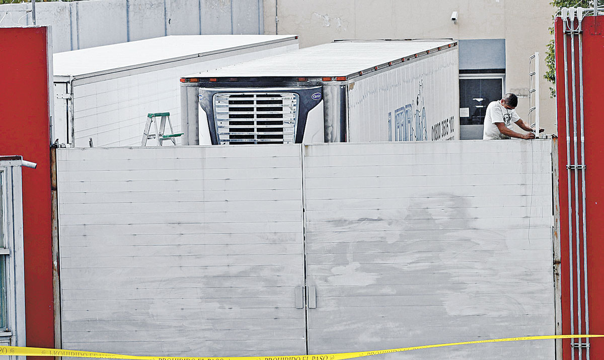 Las cajas frigoríficas en las que hasta hace dos semanas eran trasladados más de 300 cuerpos en la zona metropolitana de Guadalajara. (Especial)