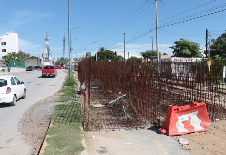 Estiman continuar la obra en breve, tras hablar con los inconformes. (Yazmín Sánchez)