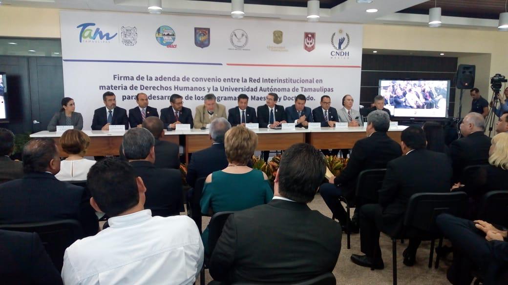 Firma de convenio entre la UAT y la CNDH. (Antonio Hernández)