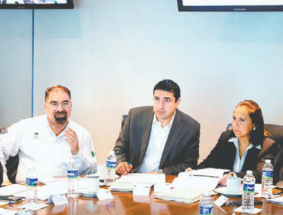 Jorge Gómez, Cristina Díaz y sus equipo se reunieron el día de ayer