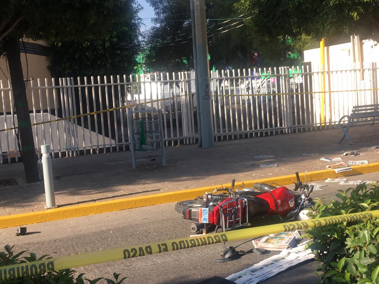 Atropellan a motociclista y muere