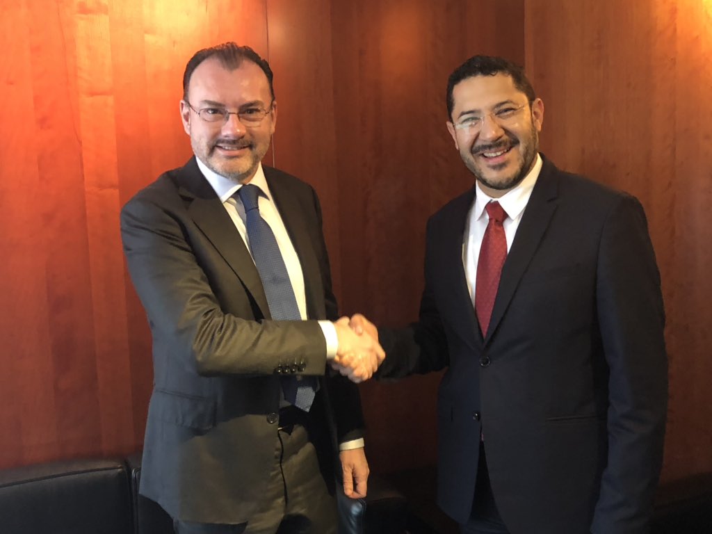 El canciller Luis Videgaray y el presidente del Senado, Martí Batres.
