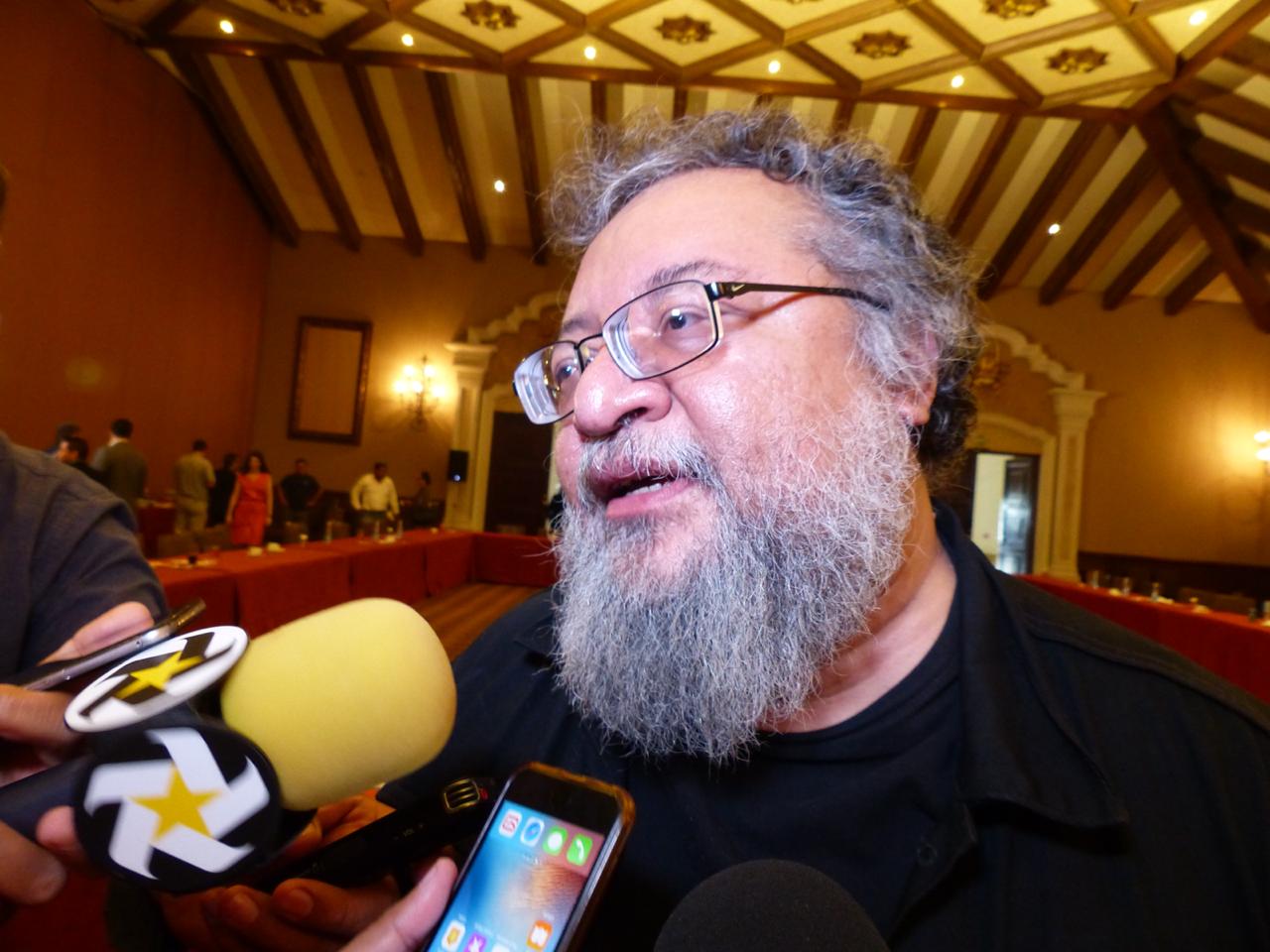 Fluvio Ruiz Alarcón confirmó que México debe ampliar su capacidad de almacenaje de combustible. (Especial)