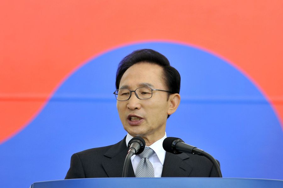 Lee Myung-bak es el cuarto presidente en ir a la cárcel por corrupción. (AFP)