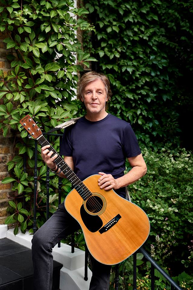 Paul McCartney confundió la bandera de Texas con la de Chile (Foto: Facebook)