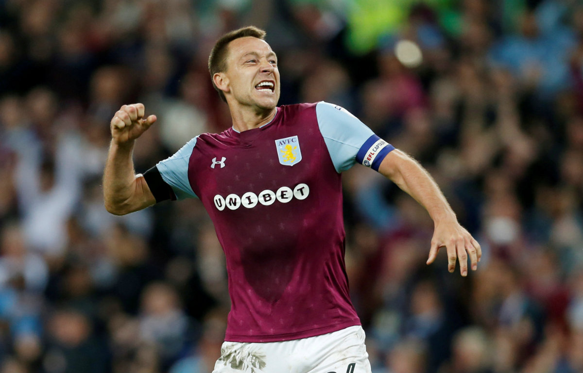 John Terry durante un partido con el Aston Villa (Reuters)