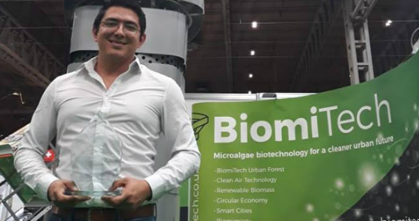 Juan Jesús González Rodríguez egresado del Tecnológico Superior de Pánuco (Cortesía)