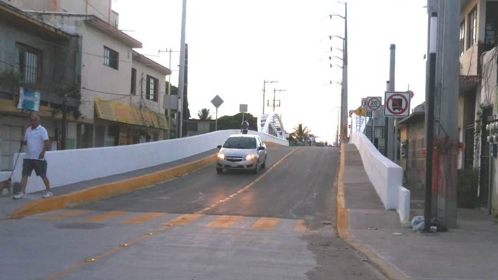 Puente de la calle José de Escandón de Tampico.