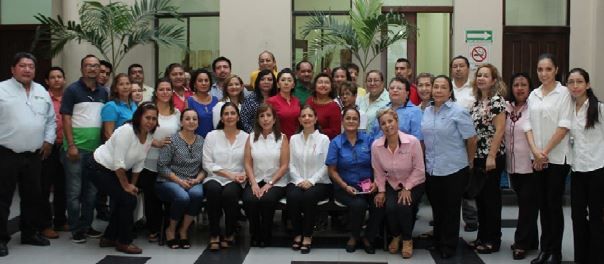 Reunión de la presidenta del DIF Tampico y planteles educativos (Cortesía)