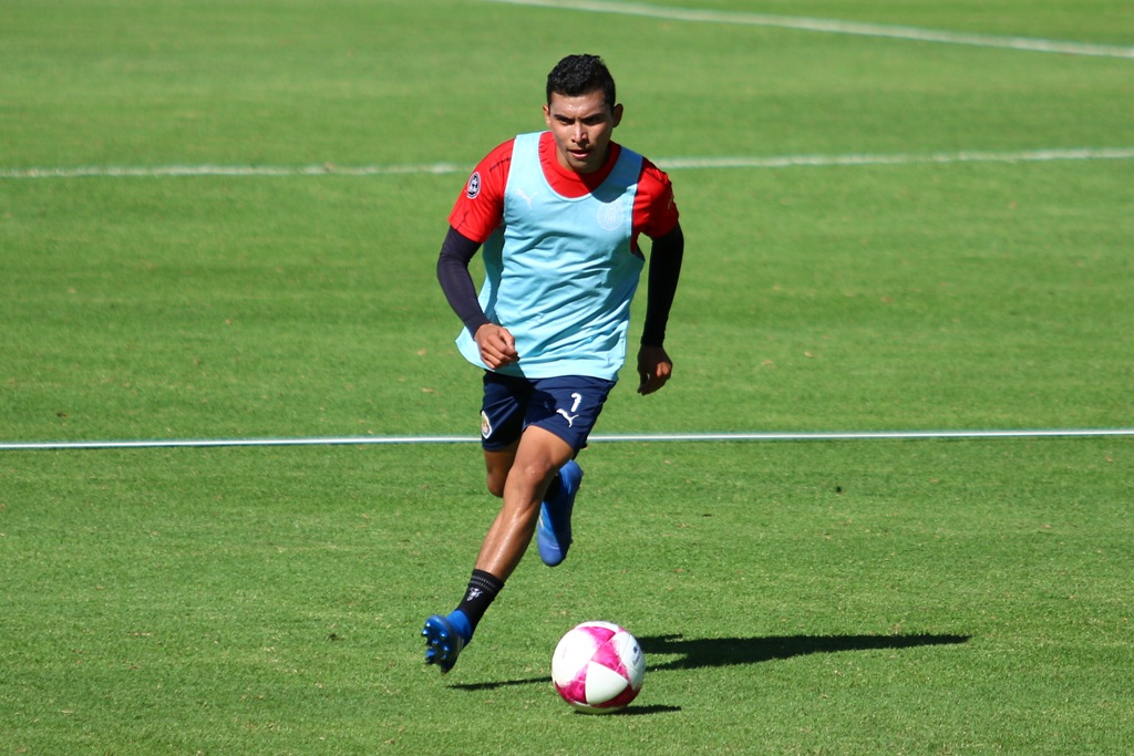 Orbelín Pineda de Chivas (Imago7)