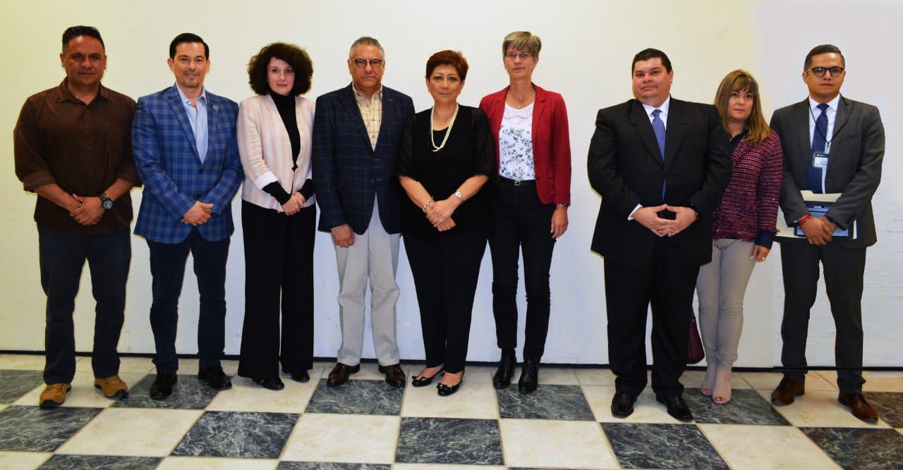 En la reunión participaron los titulares de las instituciones cuyo personal son los operadores del Sistema Penal Acusatorio y Oral.