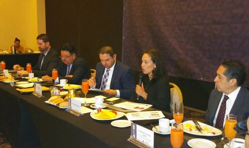 Durante el encuentro. (Alondra Ávila)