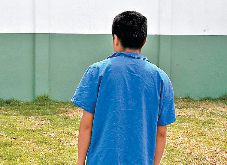 Muchas de las personas con síntomas no solicitan atención médica. (Archivo)