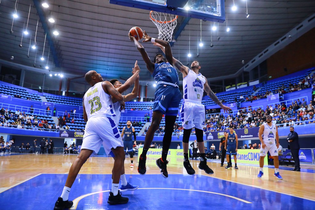 Capitanes de la CDMX debutan con triunfo en la LNBP 2018 (Imago7)
