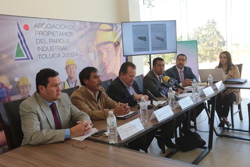 Conferencia. (Iván Carmona)