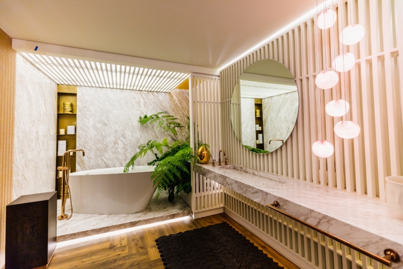 Inspirado en Martha Debayl, este espacio diseñado por A.D.I busca lograr la relajación mediante la luz. (Design Week México)