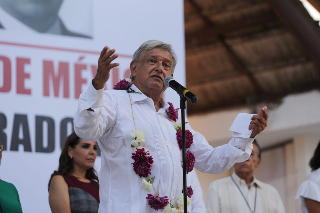 López Obrador durante el mitin que realizó en Cancún, Quintana Roo (Omar Franco)