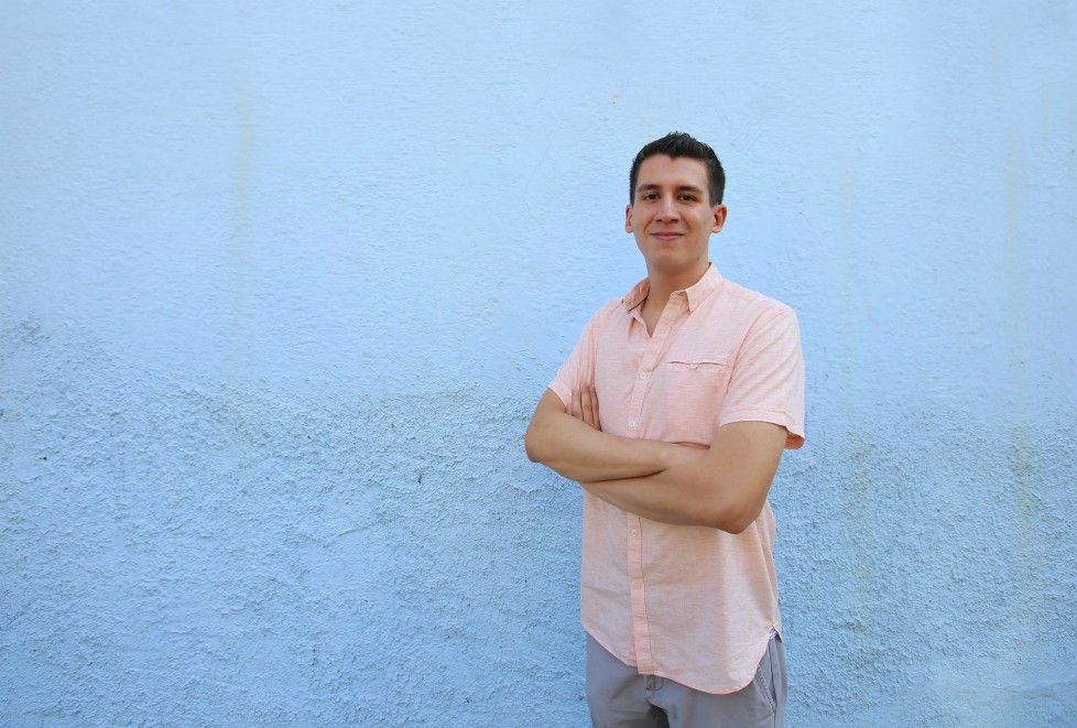 Luis Felipe Aceves consideró que este logro es resultado de horas de estudio y dedicación. (Cortesía)